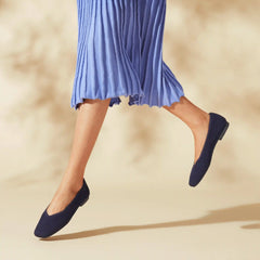 Square-Toe V-Cut Flats (Margot 2.0)