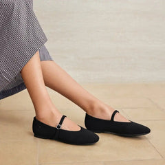Almond-toe Mary Janes AdaptAll™ (Nelly)