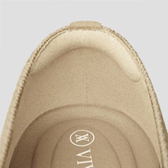 Pointed-Toe Ballet Flats (Aria 5°)
