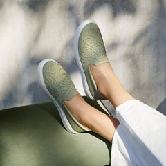 Classic Unisex Sneakers (V-Tune)