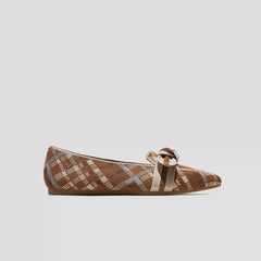 Pointed-Toe Bow Loafers (Michelle 2.0)