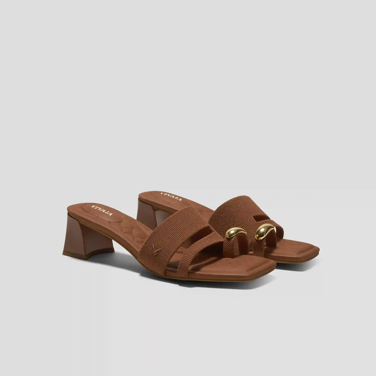 Square-Toe Toe Ring Sandals (Jayna)