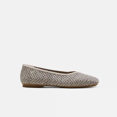 Square-Toe Margot V-Cut Flats (Margot 3.0)